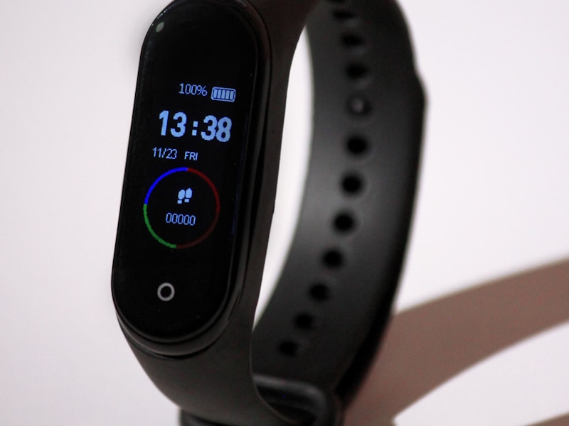 Fitbit Charge 5 Advanced Fitness Tracker